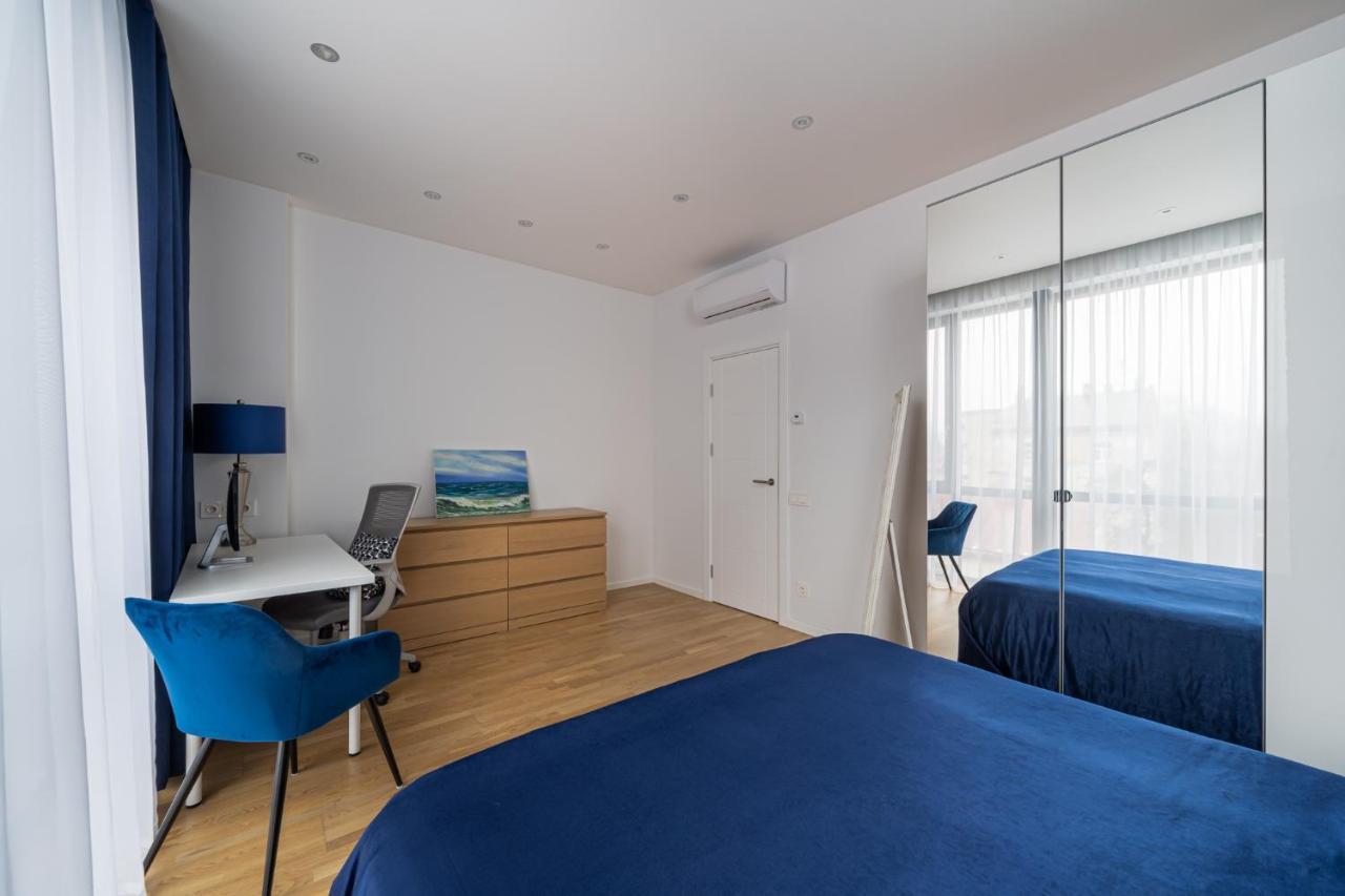 1-Bedroom Penthouse With Underground Parking Riga Extérieur photo