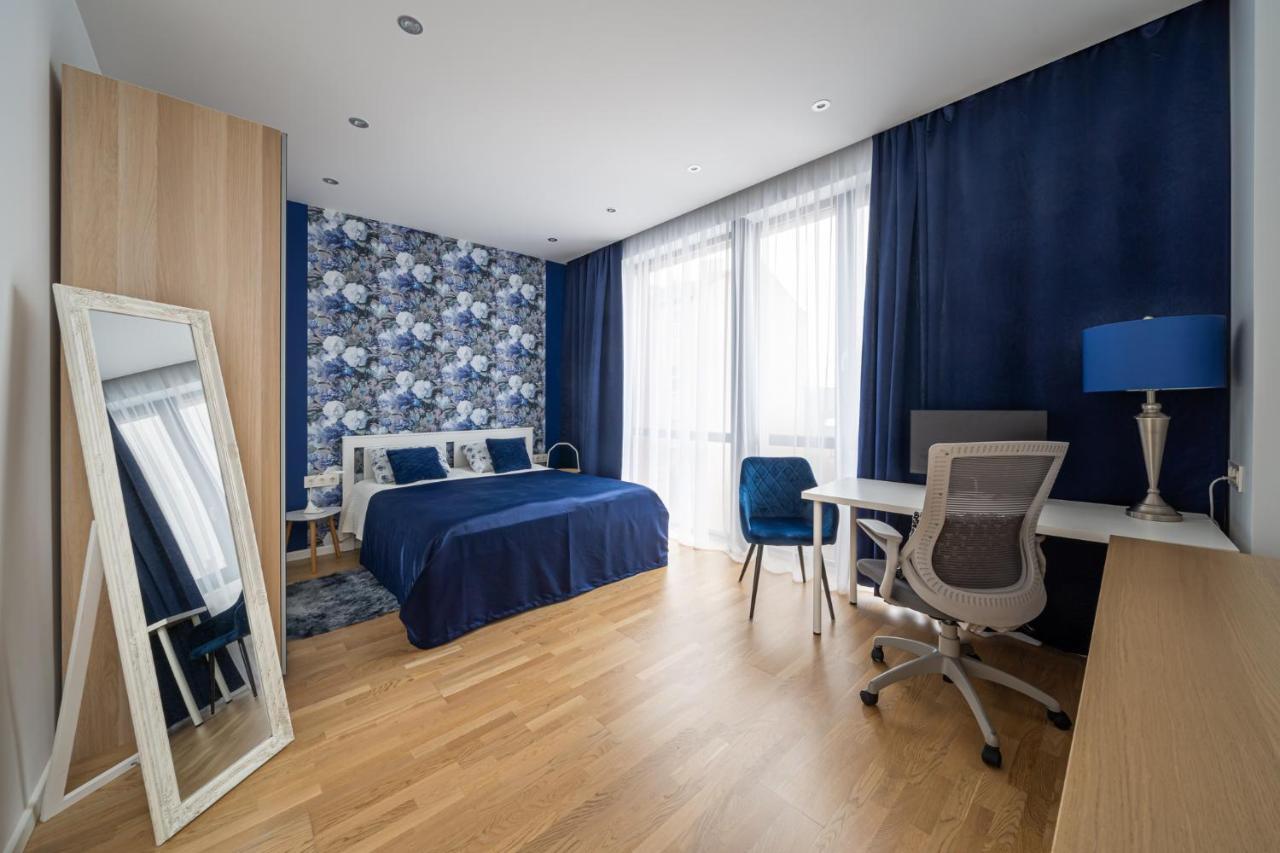 1-Bedroom Penthouse With Underground Parking Riga Extérieur photo